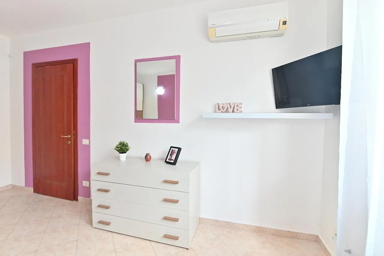 Izzhome Njoy Pula Apartment
