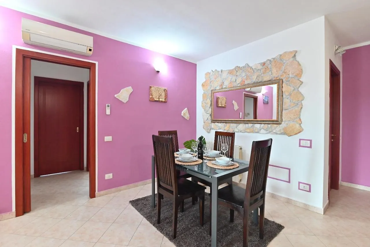 Apartment Izzhome Njoy Pula Italy