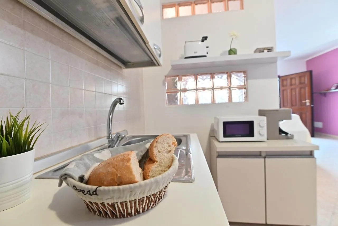 Apartment Izzhome Njoy Pula