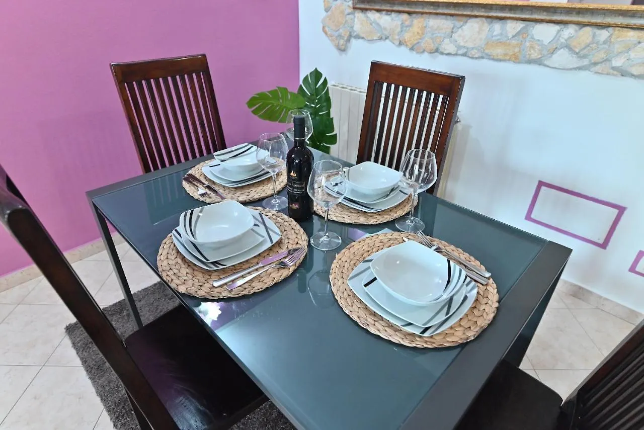 Izzhome Njoy Pula Italy