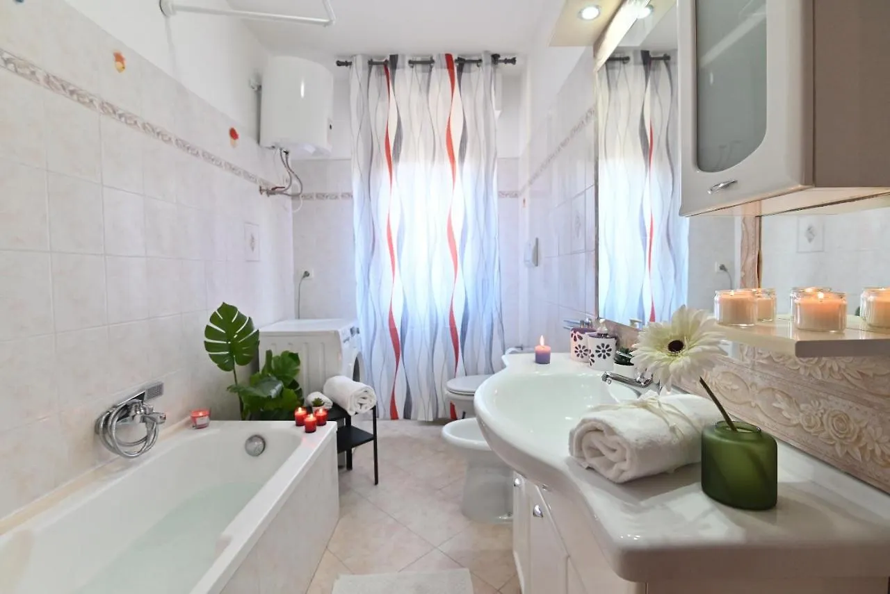 Izzhome Njoy Pula Apartment