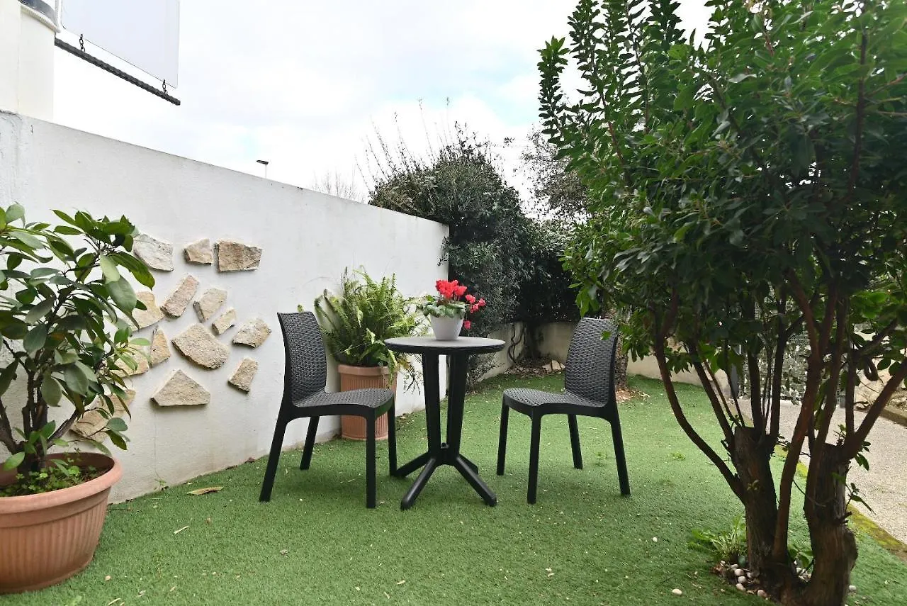 Apartment Izzhome Njoy Pula