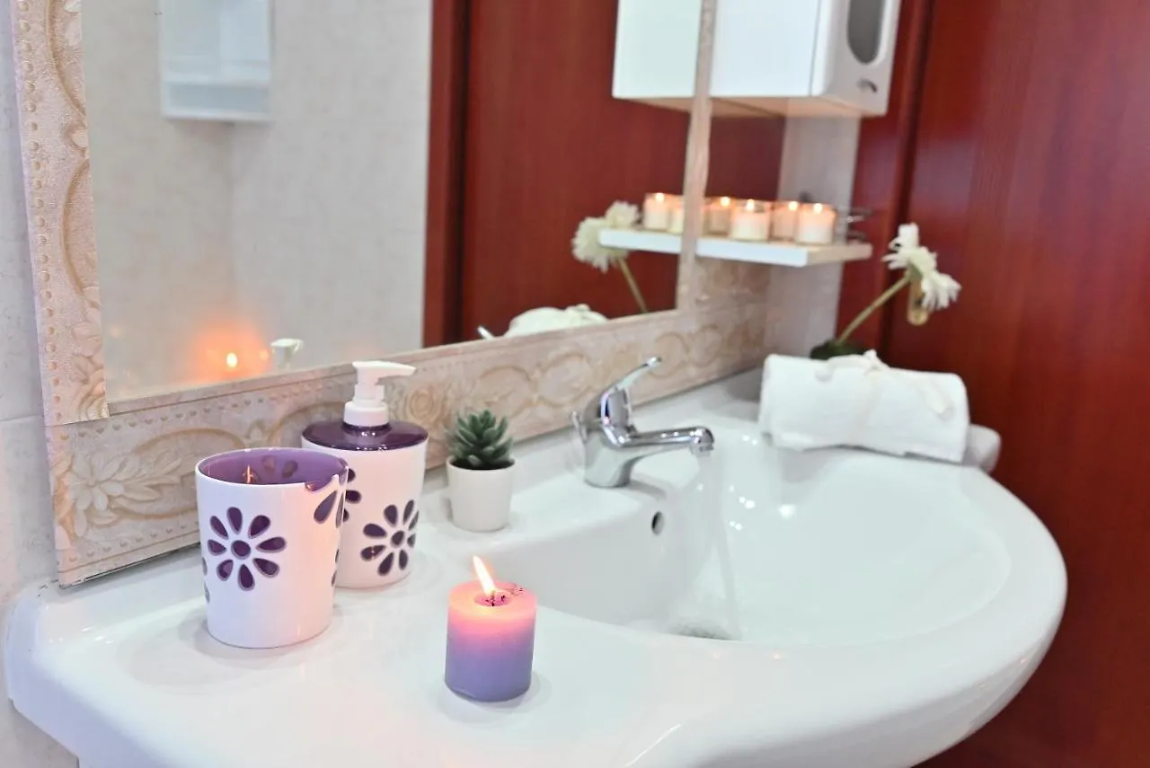 Apartment Izzhome Njoy Pula
